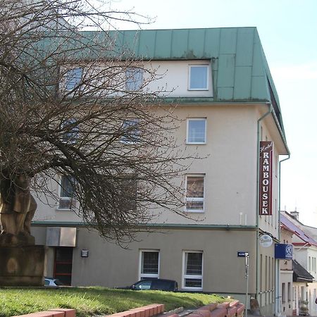 Hotel Rambousek Nove Mesto nad Metuji Luaran gambar