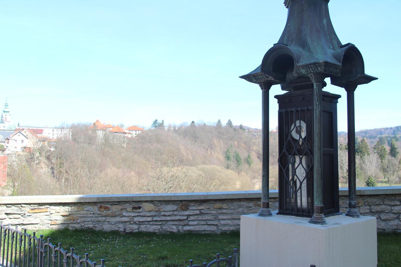 Hotel Rambousek Nove Mesto nad Metuji Luaran gambar